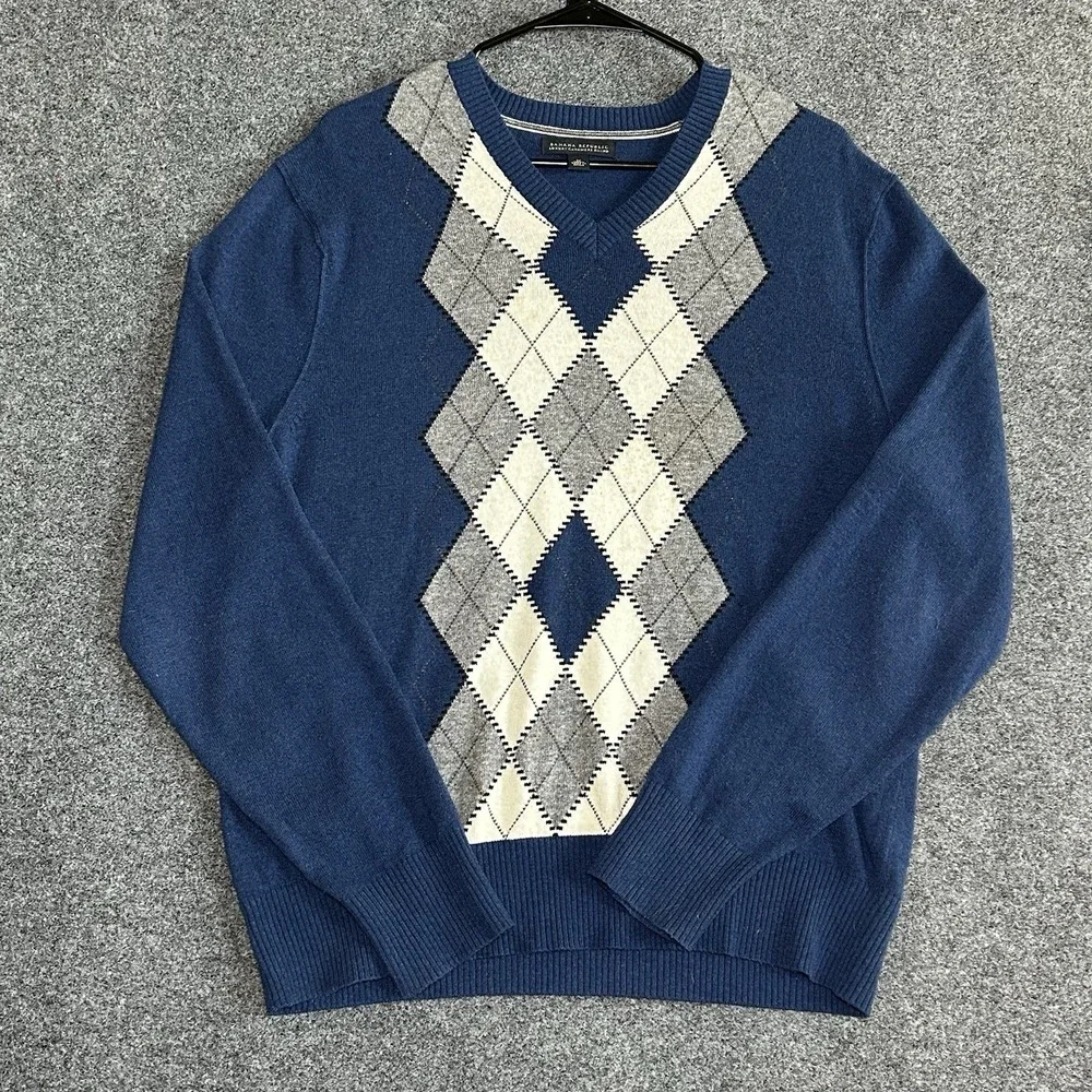 Banana Republic Wool/Cashmere Blend Argyle Sweater - Medium - Blue V-Neck Soft ✨